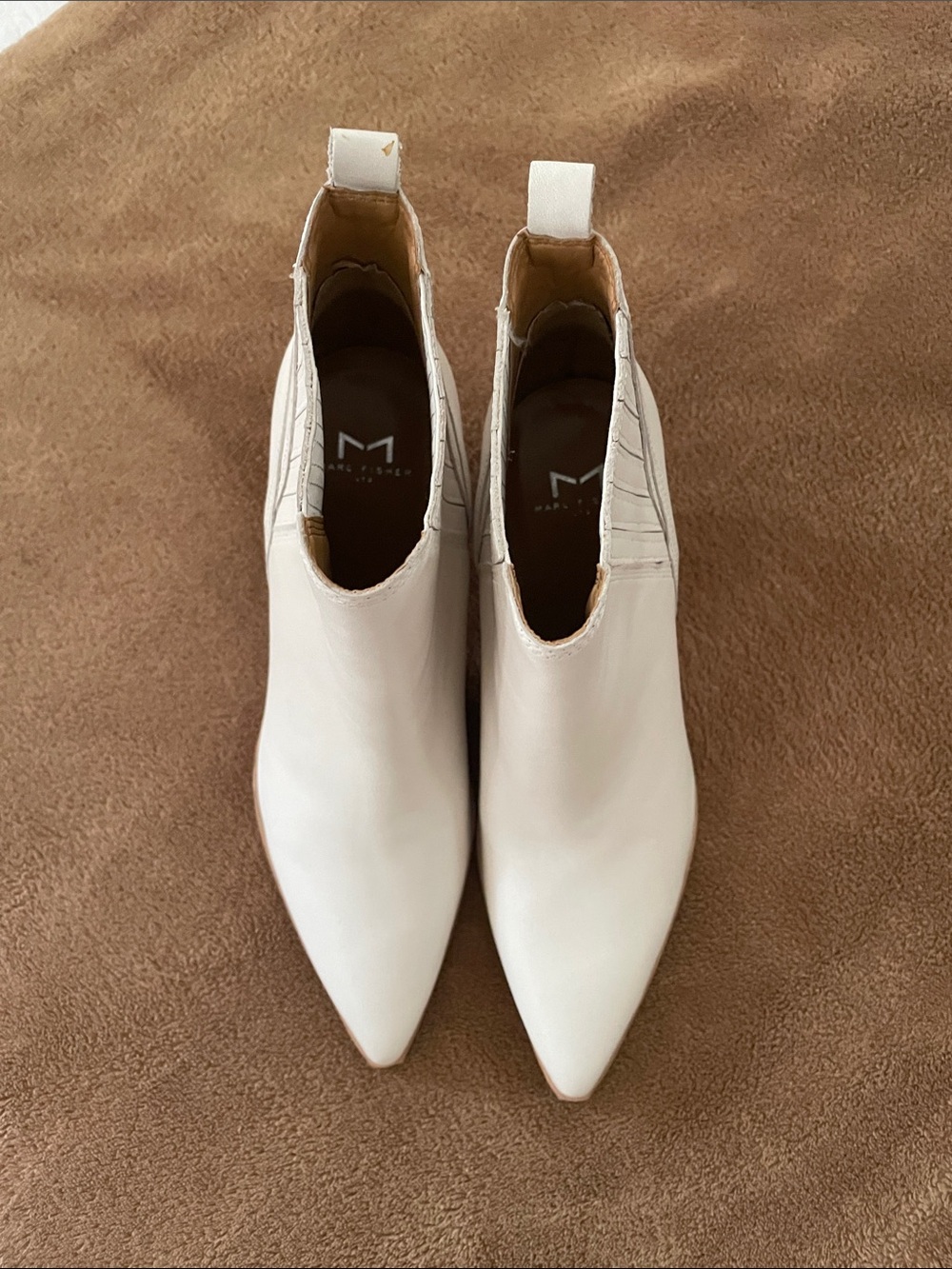 Marc Fisher Cream Leather Pointed Chelsea Booties size 9